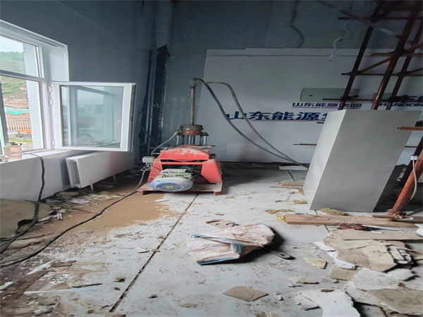 新郑地基基础下沉墙体裂缝加固注浆顶升施工